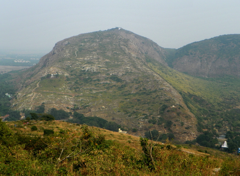 Rajgir hills, Nalanda, Bihar - Vushii.com Rajgir hills, Nalanda, Bihar - Vushii.com